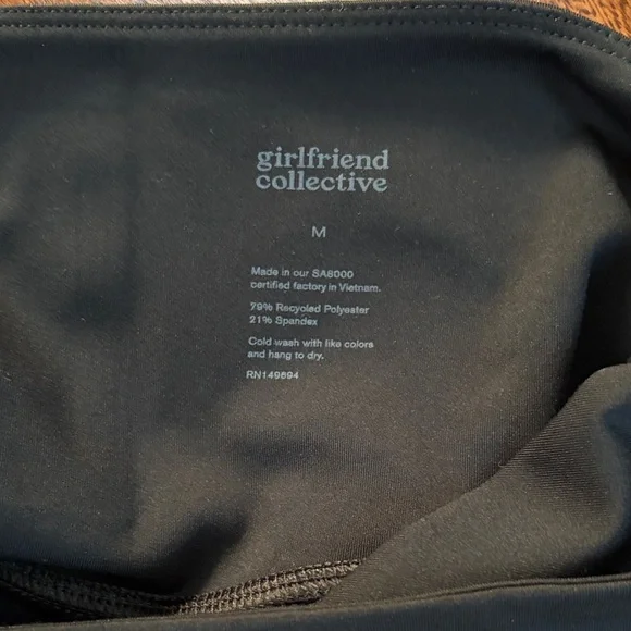 Girlfriend Collective Classic Black Cropped Leggings Medium - Picture 3 of 10